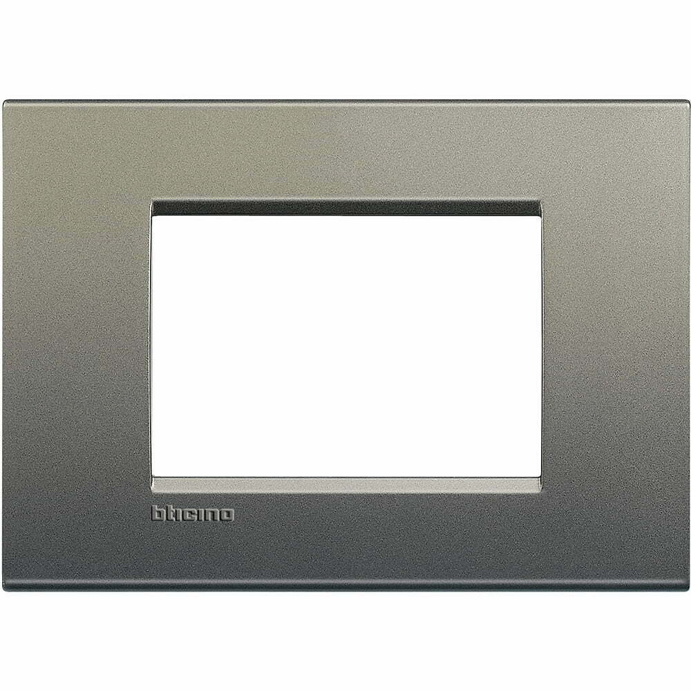 Ornament 3M Avenue Living Light Bticino LNA4803AE Ornament 3M Avenue Living Light Bticino LNA4803AE – Avenue, Ornament – vedere frontală – partener oficial Bticino