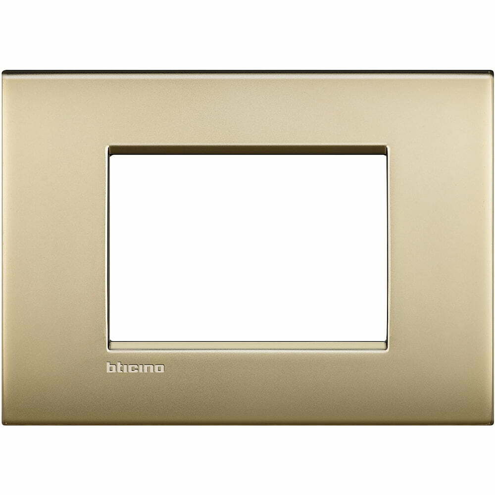 Ornament AIR 3M Auriu Mat Living Light Bticino LNC4803OF Ornament AIR 3M Auriu Mat Living Light Bticino LNC4803OF – Auriu Mat, Ornament – vedere frontală – partener oficial Bticino