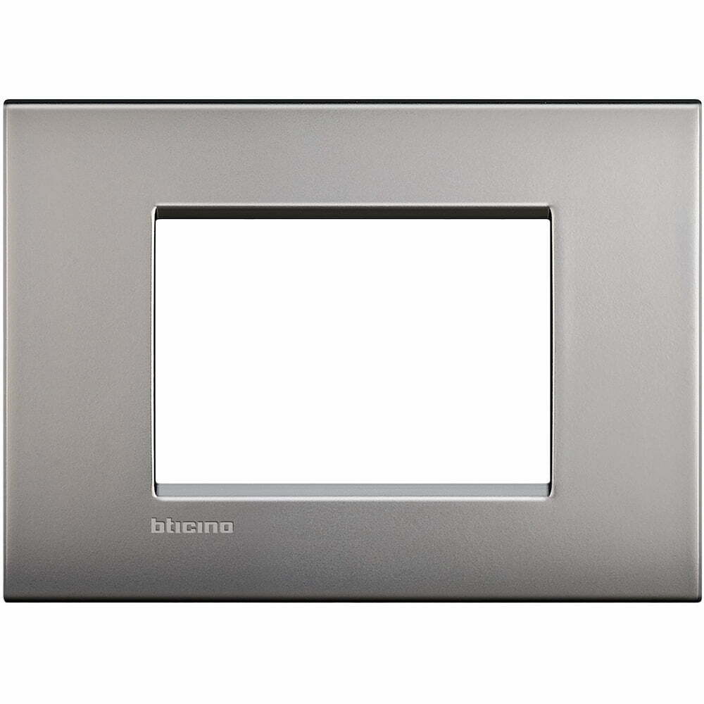 Ornament AIR 3M Nichel Mat Living Light Bticino LNC4803NK Ornament AIR 3M Nichel Mat Living Light Bticino LNC4803NK – Nichel Mat, Ornament – vedere frontală – partener oficial Bticino