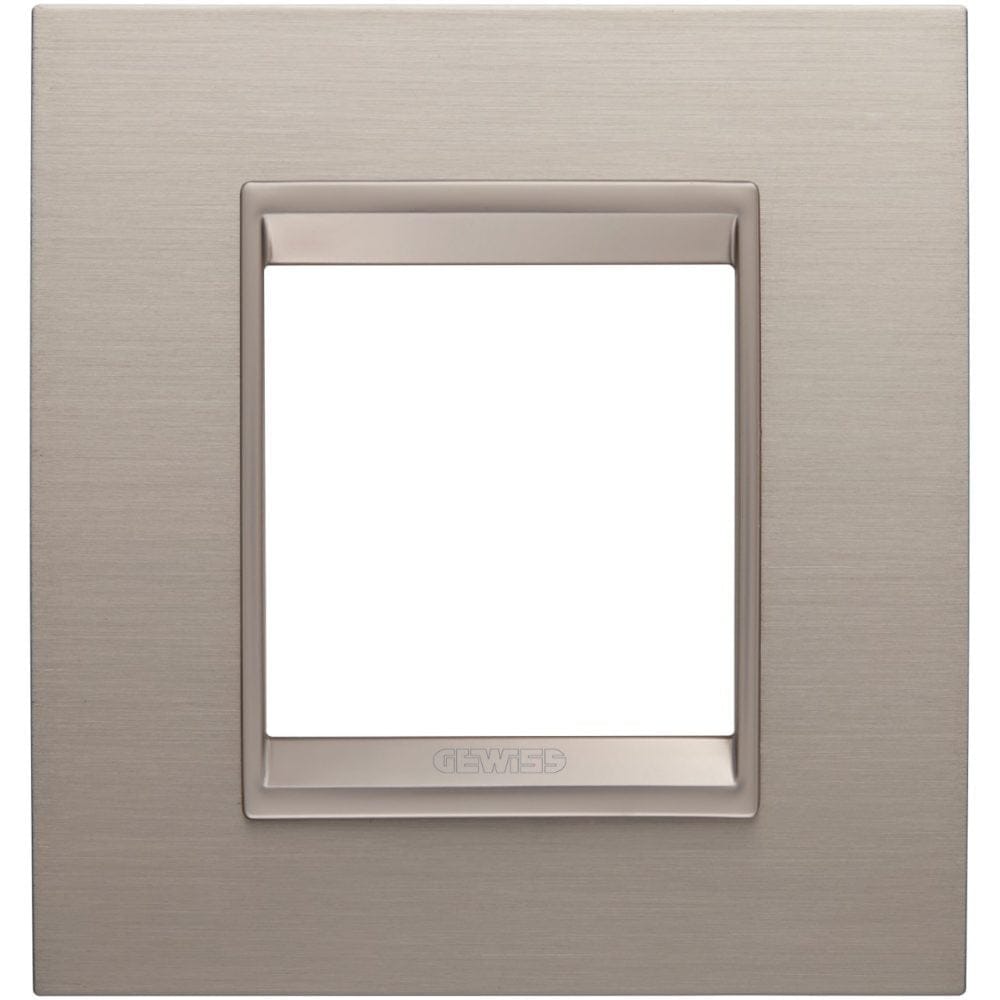 Ornament LUX 2 Module Aluminiu texturat GW16222XS Ornament LUX 2 Module Aluminiu texturat GW16222XS – Aluminiu texturat, Ornament – vedere frontală – partener oficial Gewiss