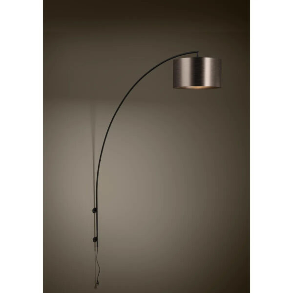 Aplica SAGANTO 1 E27 1X40W IP20 Eglo 390407 – Otel, Negru, Plastic, Cupru, Maro, "9008606312542" – imagine în ambient modern – partener oficial Eglo