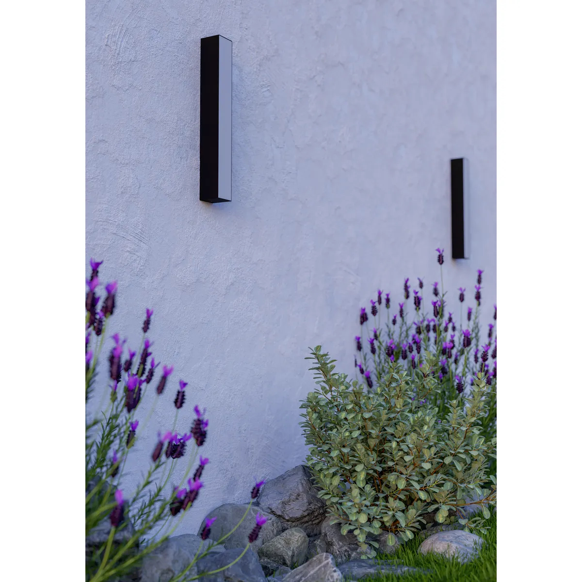 Aplica SALITTA LED IP65 9W Eglo 900261 – Iluminat exterior, Corpuri de iluminat – imagine în ambient modern – partener oficial Eglo