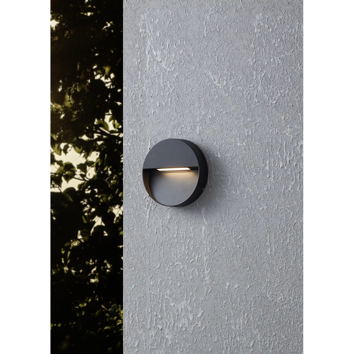 Aplica MARUGGIO LED IP65 4,8W Eglo 900888 – Iluminat exterior, Corpuri de iluminat – imagine în ambient modern – partener oficial Eglo