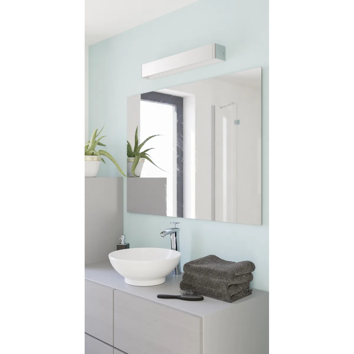 Aplica SANIA 5 LED IP44 26,5W Eglo 99692 – Iluminat interior, Baie – imagine în ambient modern – partener oficial Eglo