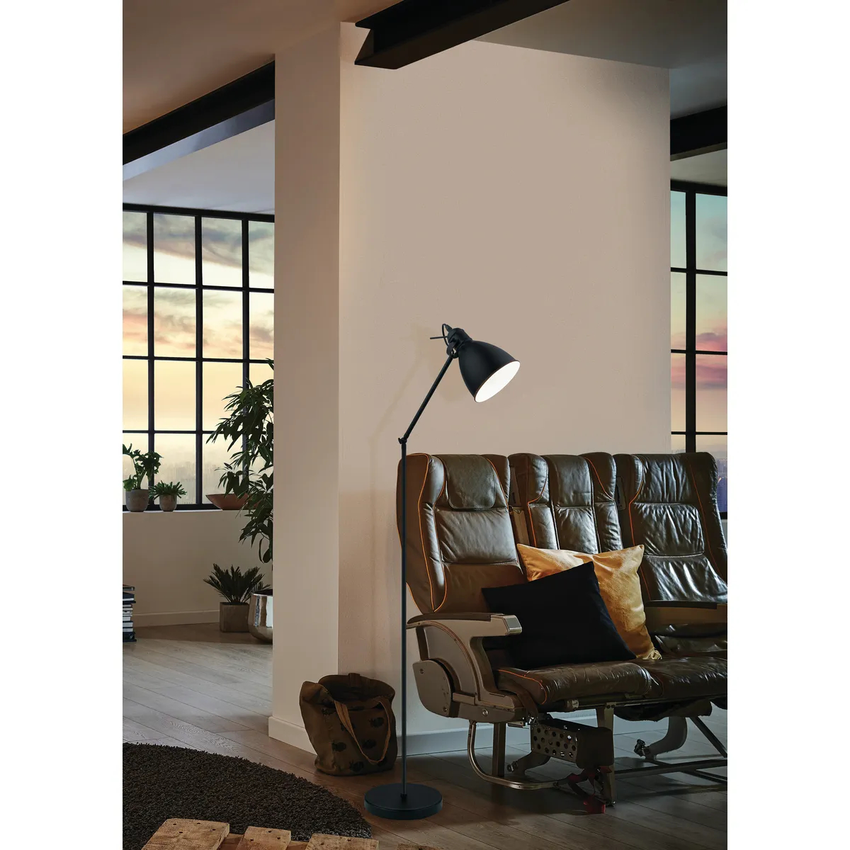 Lampadar Priddy Eglo 49471 - E27 1X40W IP20