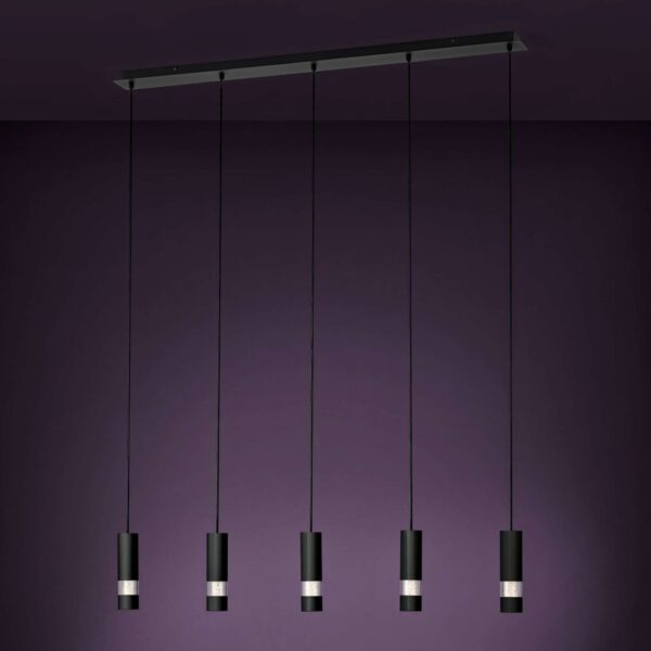 Lustra LED Bernabeta Eglo 39706 este prezentată în ambient modern cu lumina aprinsă.
