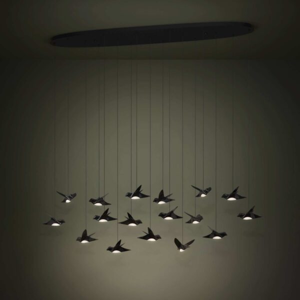 Lustra LED Paratebueno Eglo 390353 în ambient modern cu lumina aprinsă evidențiind finisajul negru al lustrei.