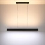 Lustra Andreas-Z 900878 de la Eglo este prezentată în ambient cu iluminare caldă difuzată în sus și în jos, evidențiind designul liniar și finisajul negru.