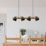 Lustra Hornwood-Z 900883 de la Eglo prezentată în ambient, cu LED-urile aprinse care evidențiază finisajul din lemn și abajururile negre din metal.