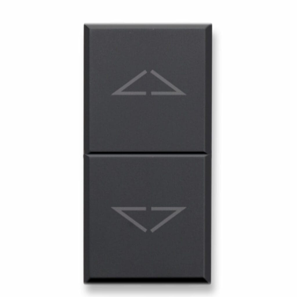 Buton cu revenire jaluzele 1 modul AVE 445053 Negru matt Buton cu revenire jaluzele 1 modul AVE 445053 Negru matt