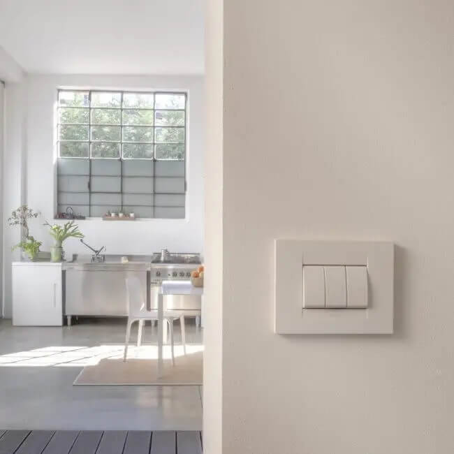 Gewiss Chorus – gama de prize și întrerupătoare modulare pentru instalații electrice