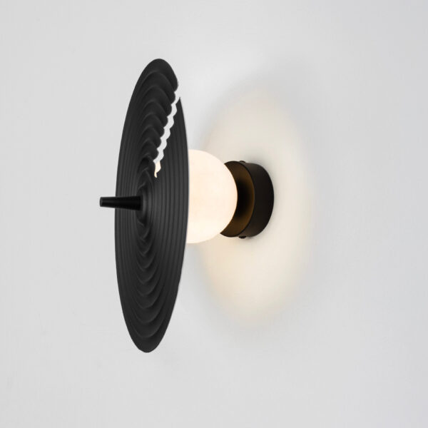 Aplica de perete Reflet 5W, Negru, Alb si Otel, Acrilic Nova Luce