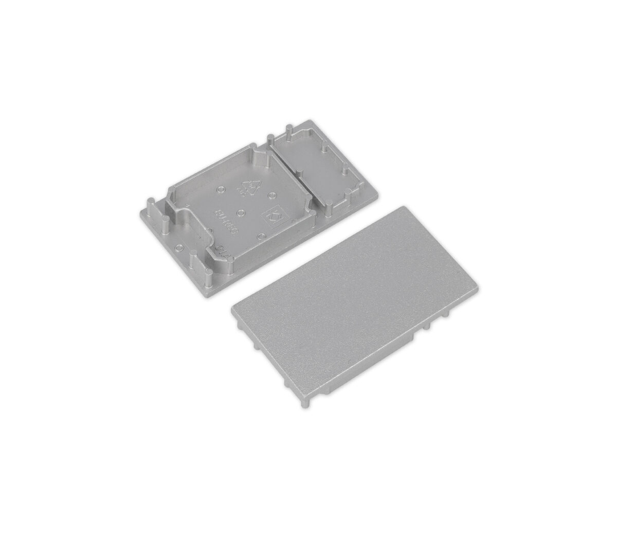 Capac terminal COMBO30-01A Argintiu pentru profil LED TOPMET Capac terminal COMBO30-01A Argintiu pentru profil LED TOPMET