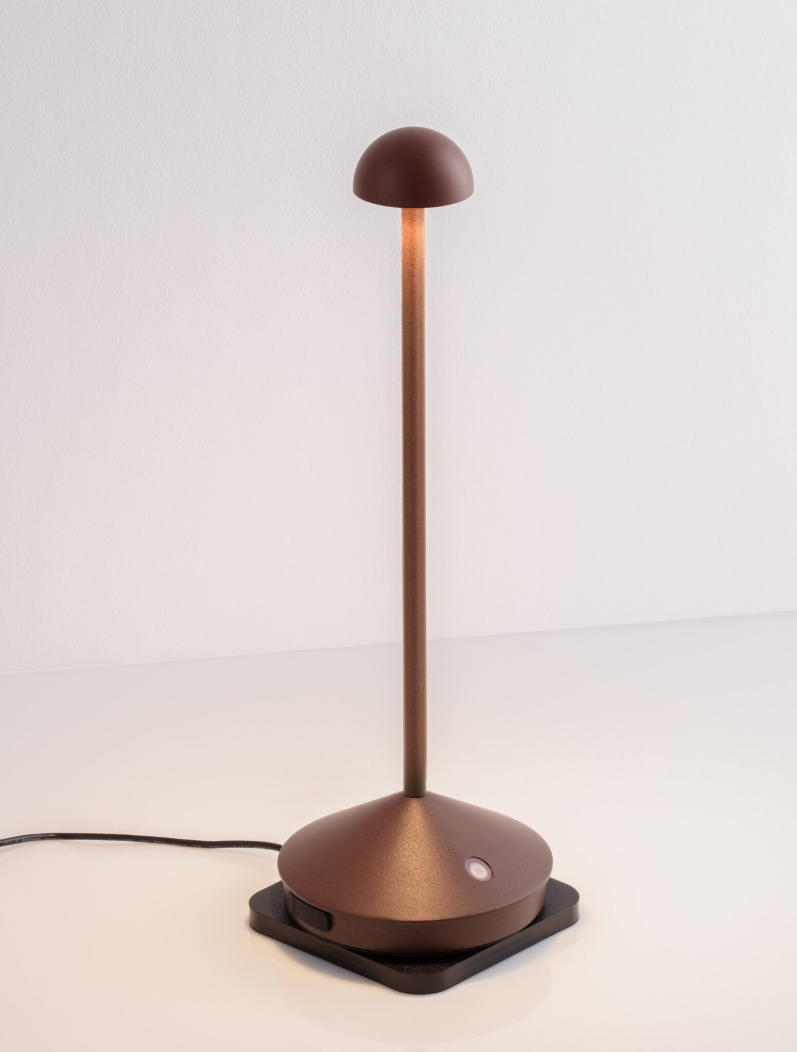 Lampa portabila Lumo, Corten si Aluminiu Nova Luce
