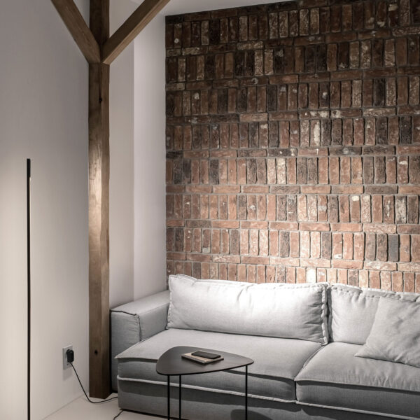 Lampadar Raccio 19W 3000K, Negru si Metal, Acrilic Nova Luce
