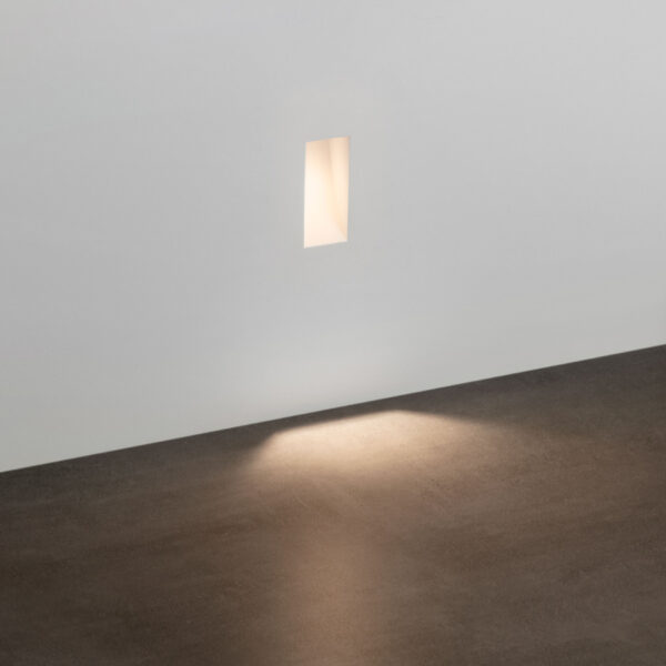 Lumina de treapta Eurona 20W, Alb si Ipsos Nova Luce