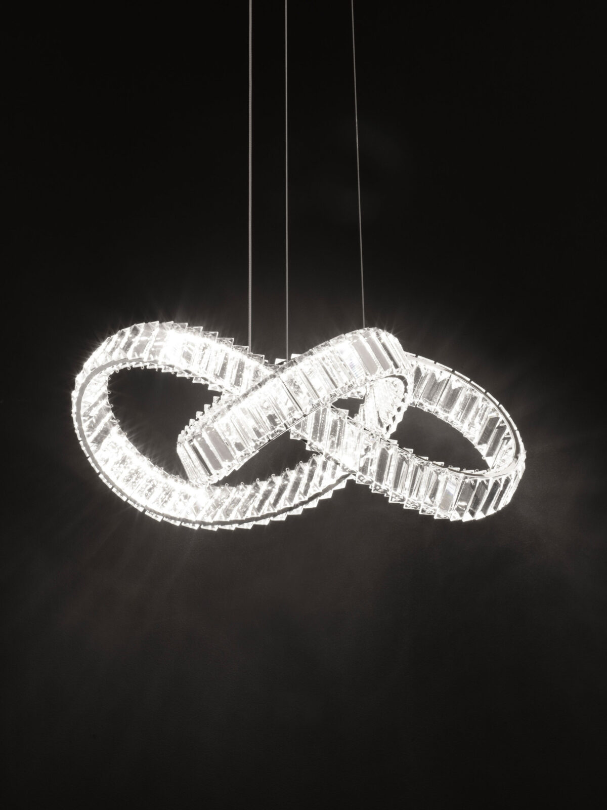 Lustra Conceto 49W 3500 K, Crom si Metal, Cristal Nova Luce
