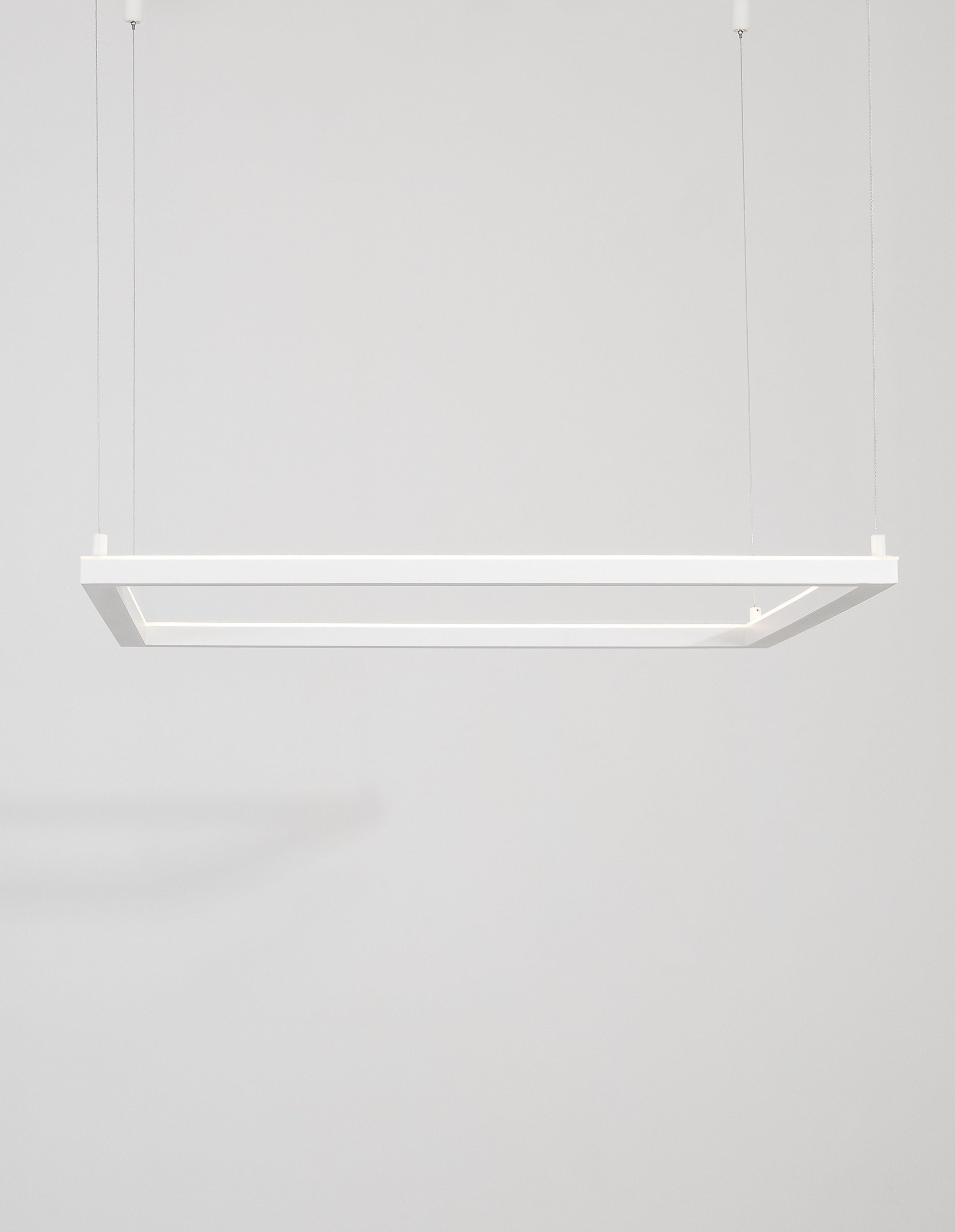 Lustra Eterna 40W 3000K, Alb si Aluminiu, Acrilic Nova Luce