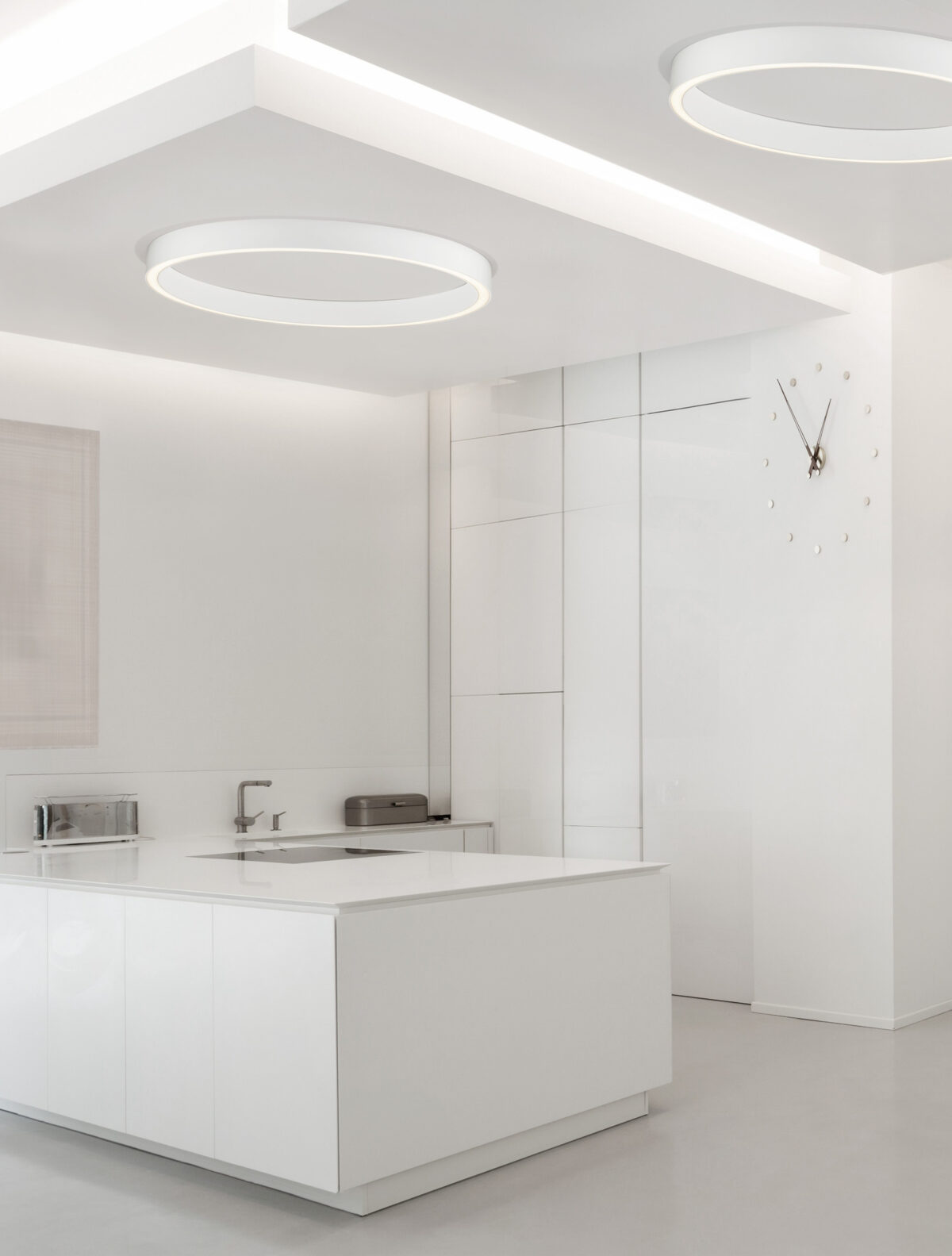 Plafoniera Sting 60W 3000K, Alb si Aluminiu, Acrilic Nova Luce