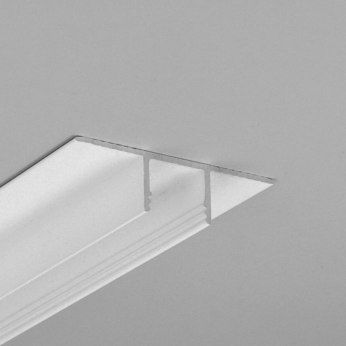 Profil LED PLANE14 IN BC3 3000 mm – Alb vopsit – TOPMET Profil LED PLANE14 IN BC3 3000 mm - Alb vopsit - TOPMET